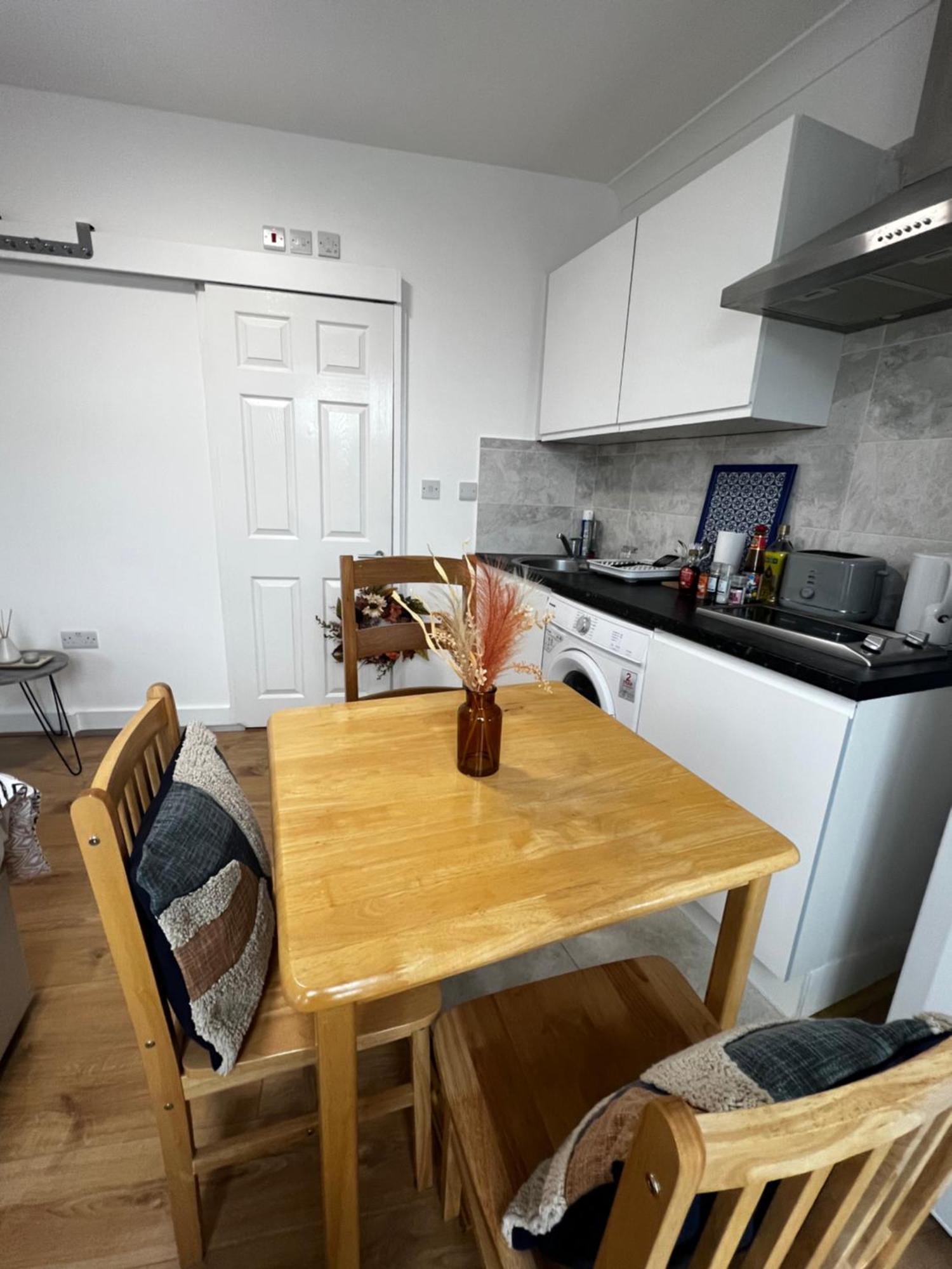 דירות Flat In לונדון מראה חיצוני תמונה